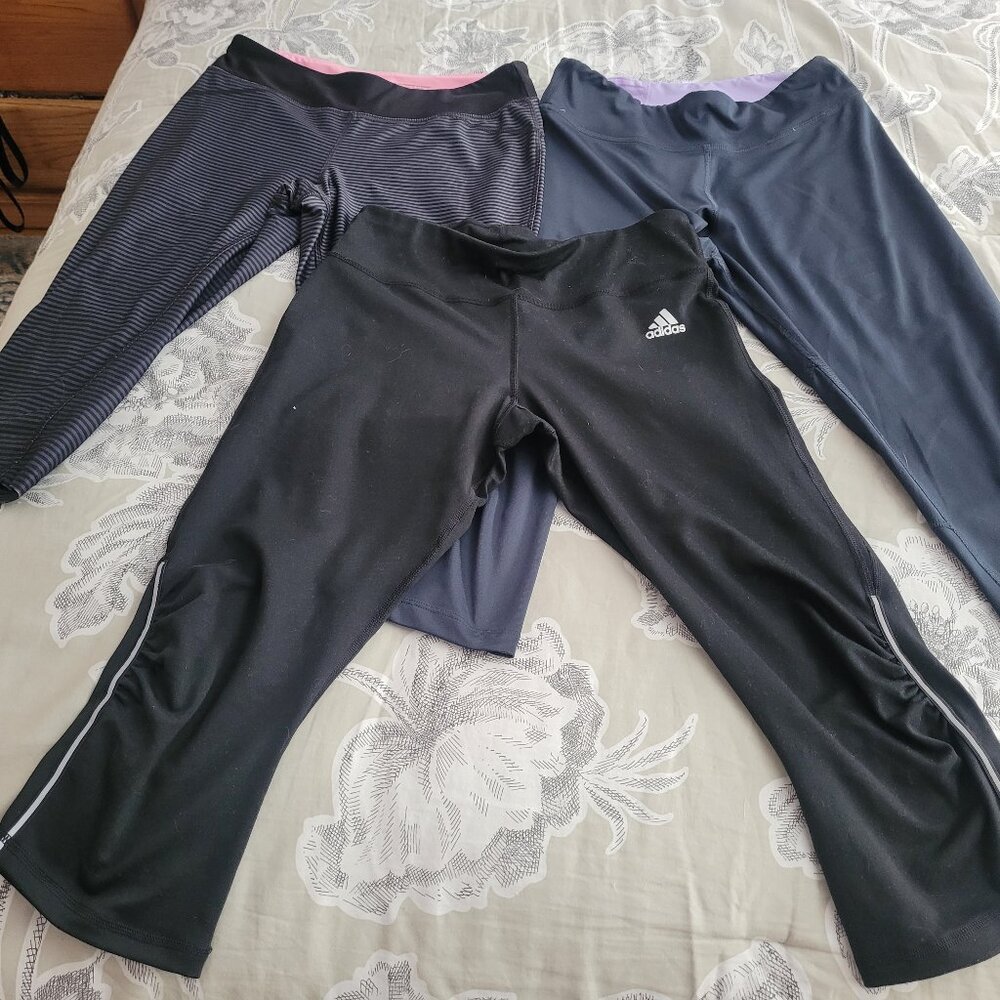 Bundle of 3 Pairs of Workout Capris Size Small